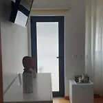 Vivenda Valverde בית הארחה *