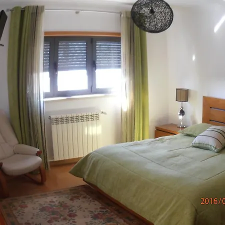 Guest house Vivenda Valverde Nazare