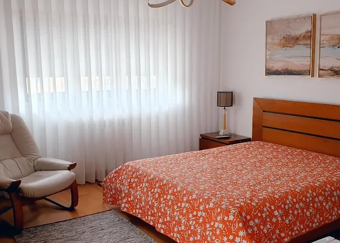 Vivenda Valverde בית הארחה *